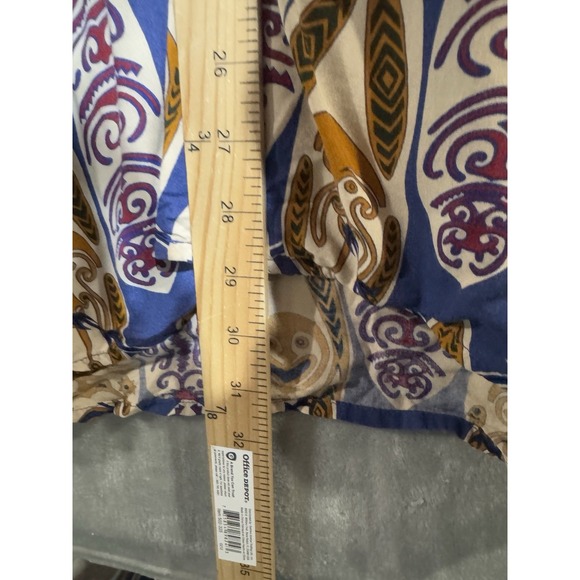 Reyn Spooner Hawaiian Shirt Men's Medium Surf Boards Tiki Lightweight Breathable - Picture 8 of 8